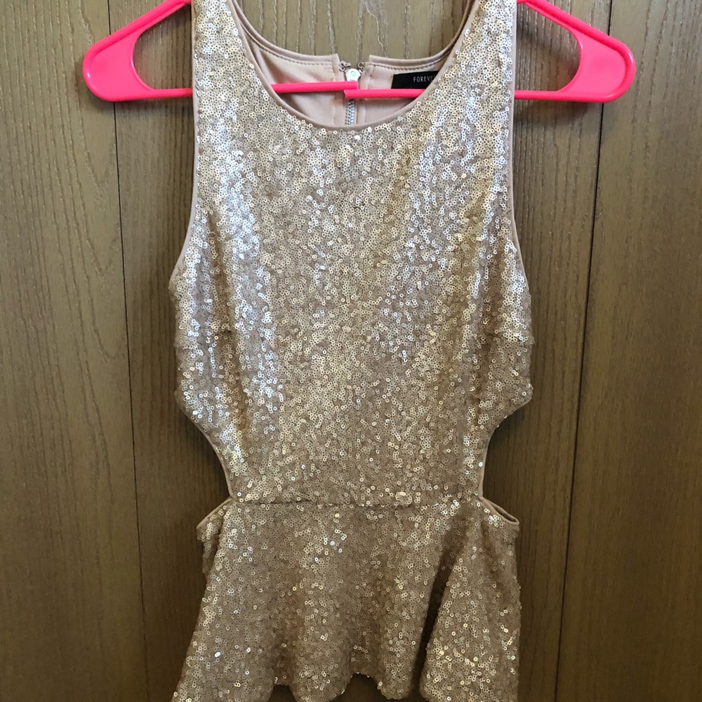 Forever 21 Size Small tank with zipper back
